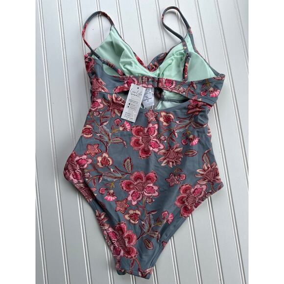 NWT Cupshe Twist Cut-Out Tummy Control & Audrey V-Wire One-Piece Swimsuit SET M - Picture 8 of 11